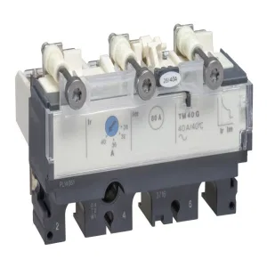 3П3Т TM125G РАСЦЕП.ДЛЯ NSX100-250 (ШНАЙДЕР) 3П3Т TM125G РАСЦЕП.ДЛЯ NSX100-250 (ШНАЙДЕР)